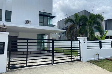 Taman Adda Heights Maple Red 2 Storey Cluster House for Sale