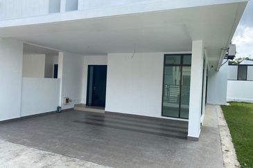 Taman Adda Heights Maple Red 2 Storey Cluster House for Sale