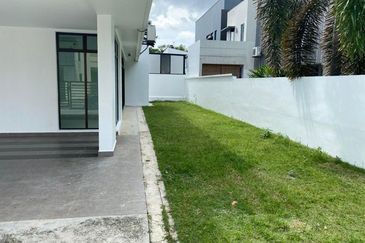 Taman Adda Heights Maple Red 2 Storey Cluster House for Sale