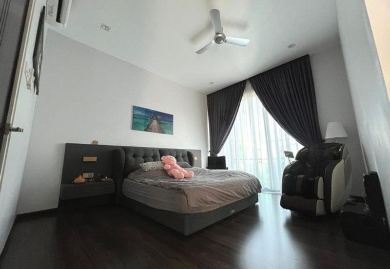 Taman Nusa Sentral 3 Storey Cluster House for Sale