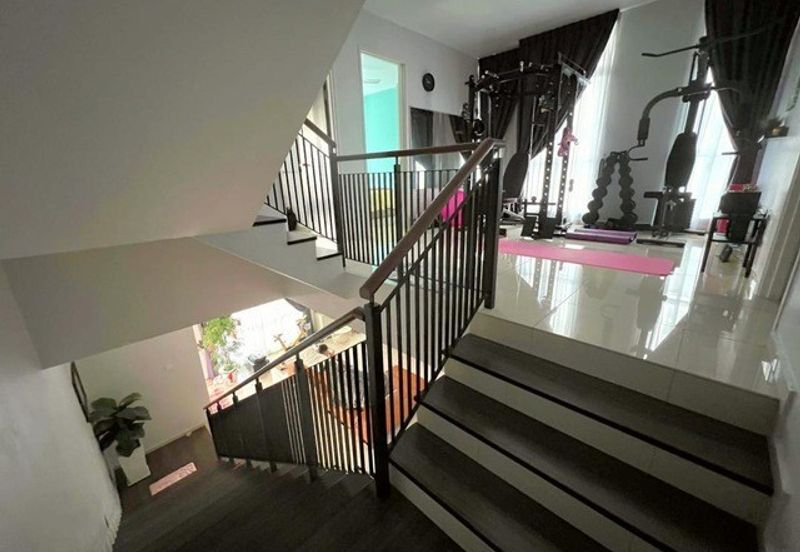 Taman Nusa Sentral 3 Storey Cluster House for Sale