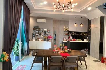 Taman Nusa Sentral 3 Storey Cluster House for Sale