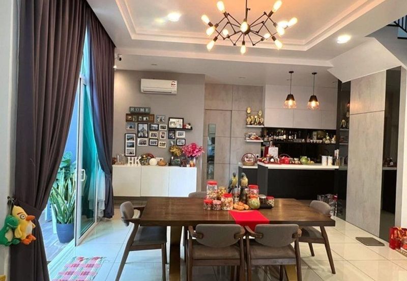 Taman Nusa Sentral 3 Storey Cluster House for Sale