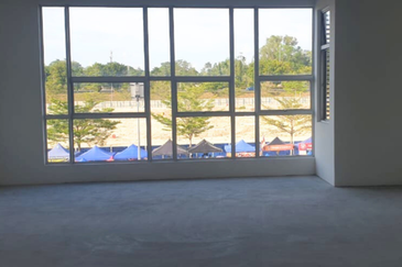 Pasir Gudang Jalan Mawar Merah Brand New 2 Storey Shoplot for Rent