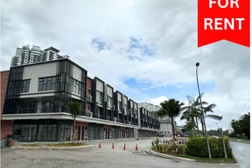 Setia Tropika Main Road New Shop for Rent