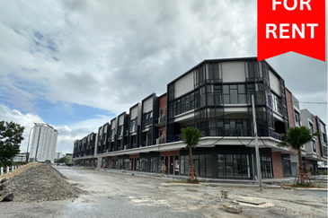 Setia Tropika Main Road New Shop for Rent