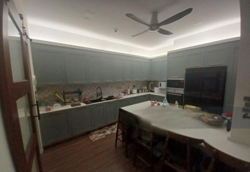 Hemingway Residence @ Bandar Seri Coalfields