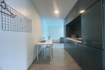 Halo Sunday @ Empire City