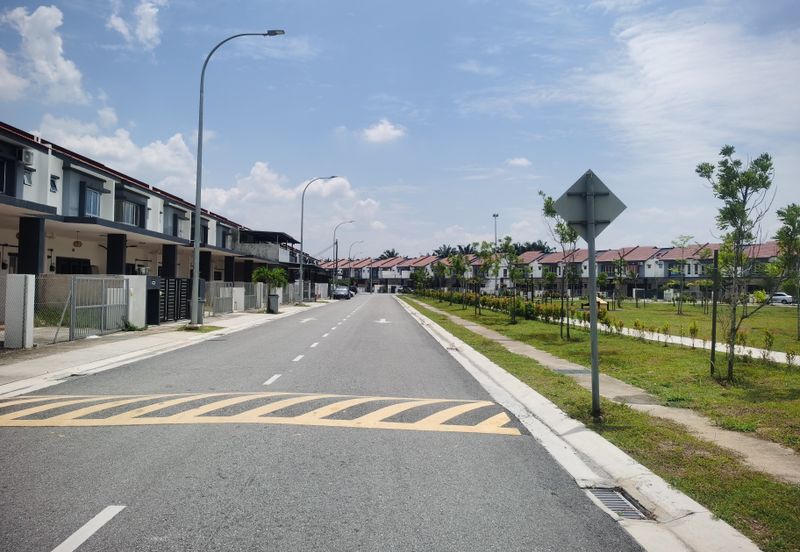 Prima Residensi Port Dickson - Teres 2 - 4bilik 3tandas