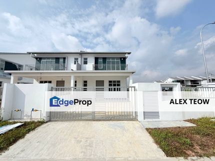 Pulai Mutiara Double Storey Corner Cluster House For Sale/ Kangkar Pulai/ Skudai, Johor, Kangkar Pulai