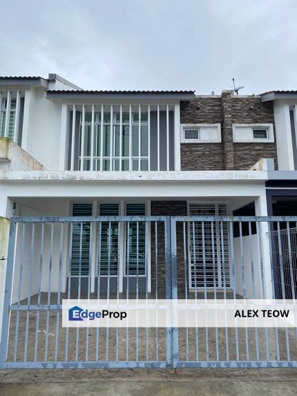 Taman Mutiara Utama Double Storey Terrance For Sale/ Skudai, Johor, Skudai