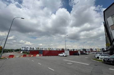 Crest @ Austin Emerald 1