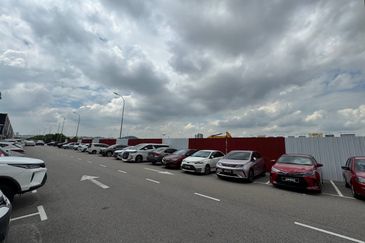 Crest @ Austin Emerald 1