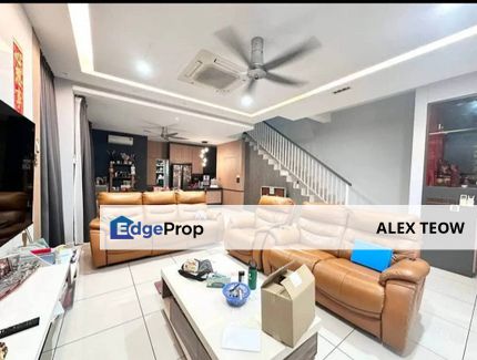 Taman Nusa Sentral Three Storey Cluster House For Sale/ Iskandar Puteri, Johor, 