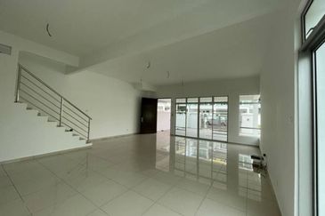 Oleander @ Kempas Utama