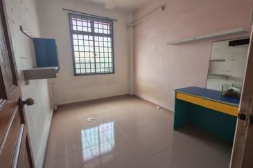 Ria 2 Apartment, Taman Megah Ria