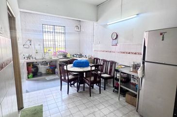 Taman Austin Perdana