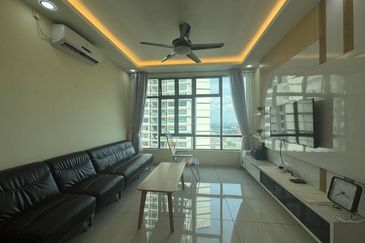 D'Summit Residences @ Kempas Utama