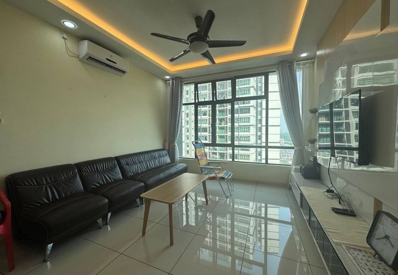 D'Summit Residences @ Kempas Utama