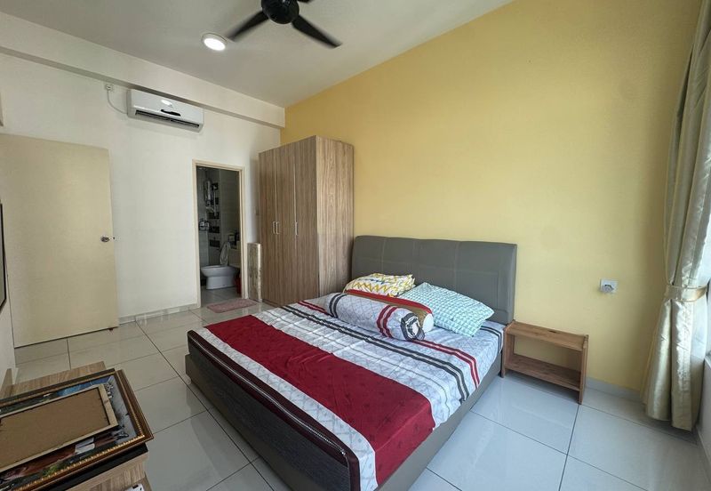 D'Summit Residences @ Kempas Utama