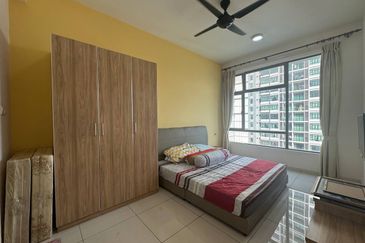 D'Summit Residences @ Kempas Utama