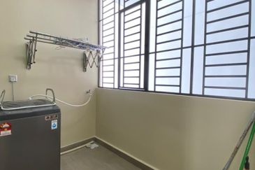 SKS Habitat Apartment, Larkin