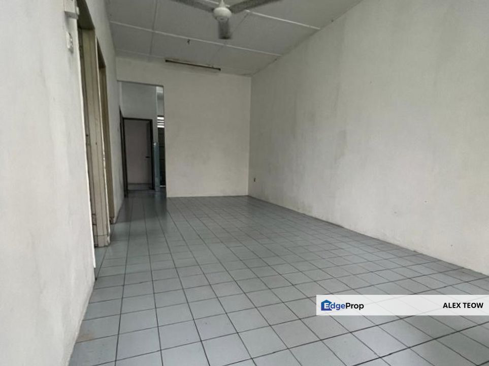 Taman Johor Jaya single Storey Corner Lot For Sale/ Jalan Teratai for ...