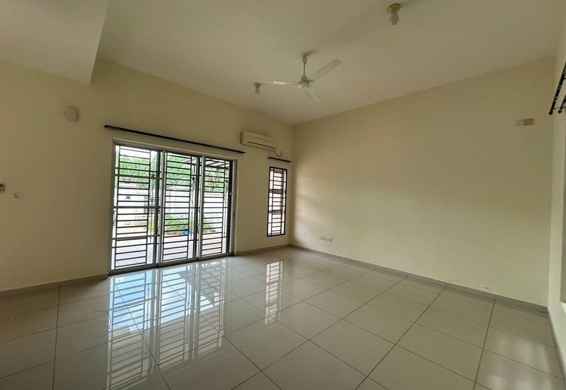 Bina Park Bandar Seri Alam