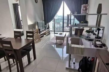 Dedaun Hijau (Greenfield Regency)