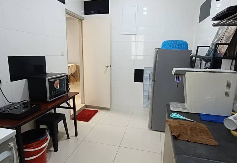 D'Summit Residences @ Kempas Utama