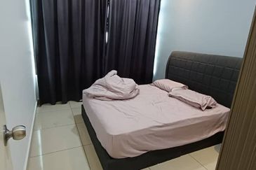 D'Summit Residences @ Kempas Utama