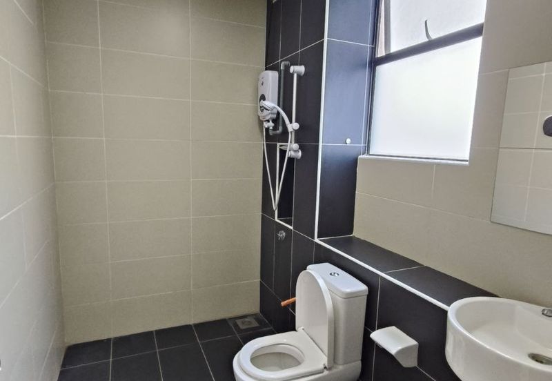 Seri Austin Luxury Apartment