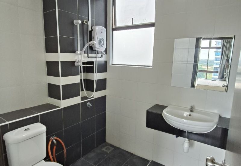 Seri Austin Luxury Apartment