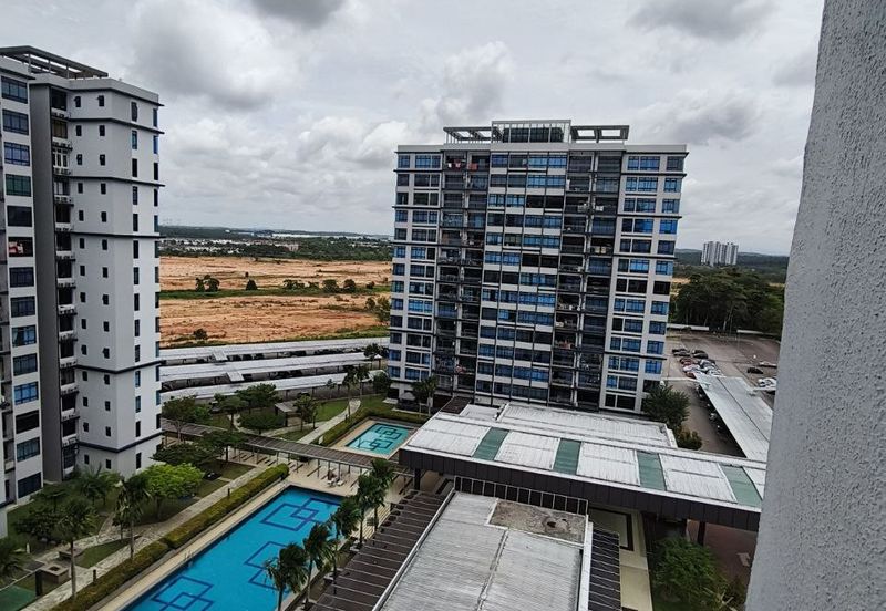 Seri Austin Luxury Apartment