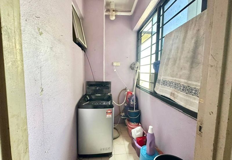 Sri Impian Apartment, Larkin Perdana