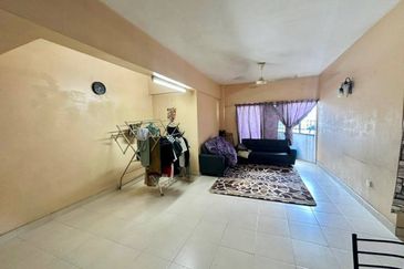 Sri Impian Apartment, Larkin Perdana