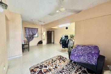 Sri Impian Apartment, Larkin Perdana