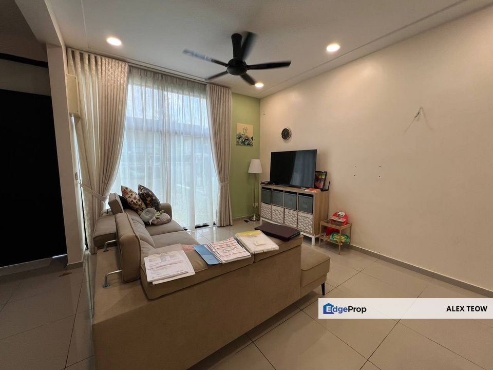 Citrine Residenz Double Storey Terrance For Sale/ Bandar Seri Alam/ Masai, Johor, Masai