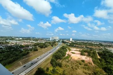 Centra Residences @ Nasa City