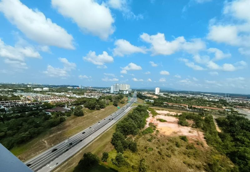 Centra Residences @ Nasa City