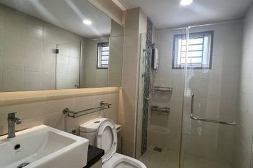 Dedaun Hijau (Greenfield Regency)