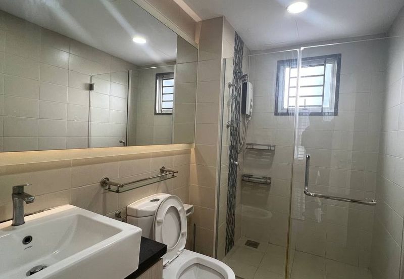 Dedaun Hijau (Greenfield Regency)