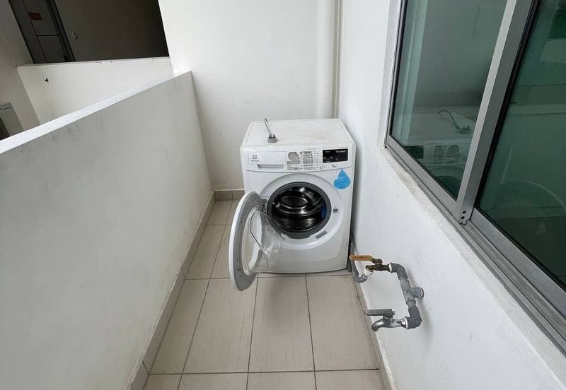 MANHATTAN @ Austin Heights