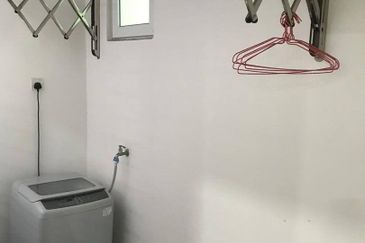 Seasons Luxury Apartments @ Amara Larkin