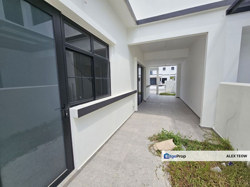 The Borough Eco Botanic Double Storey Terrance For Sale/ Iskandar Puteri, Johor, 