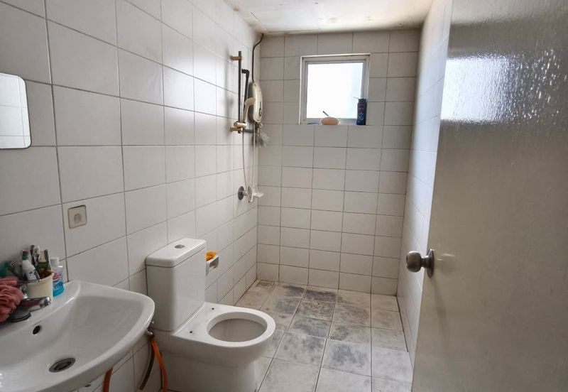 Dedaun Hijau (Greenfield Regency)