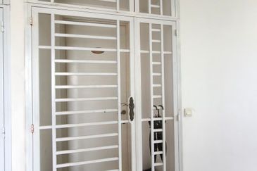 Dedaun Hijau (Greenfield Regency)