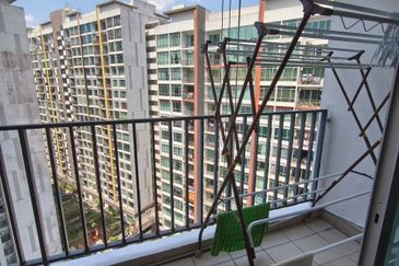 Dedaun Hijau (Greenfield Regency)