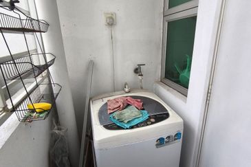 Dedaun Hijau (Greenfield Regency)