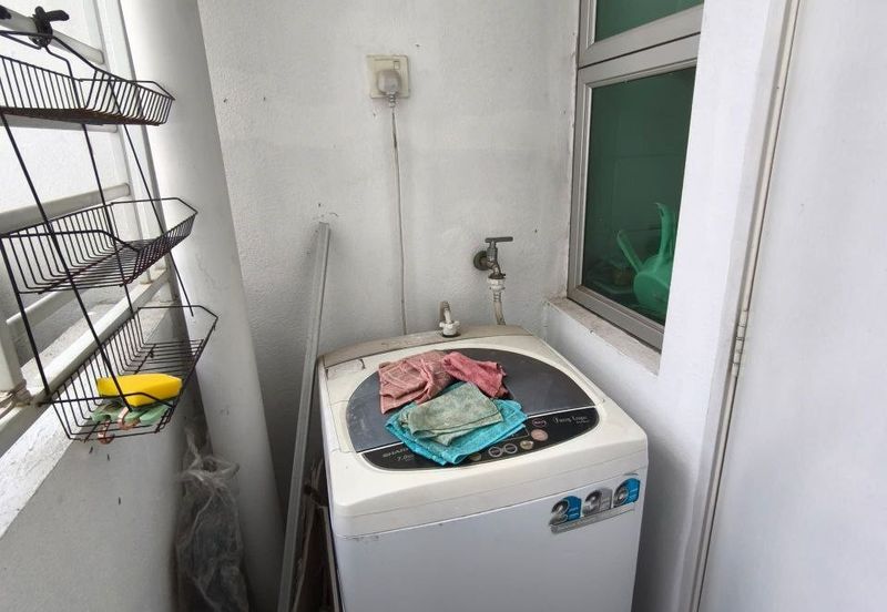 Dedaun Hijau (Greenfield Regency)